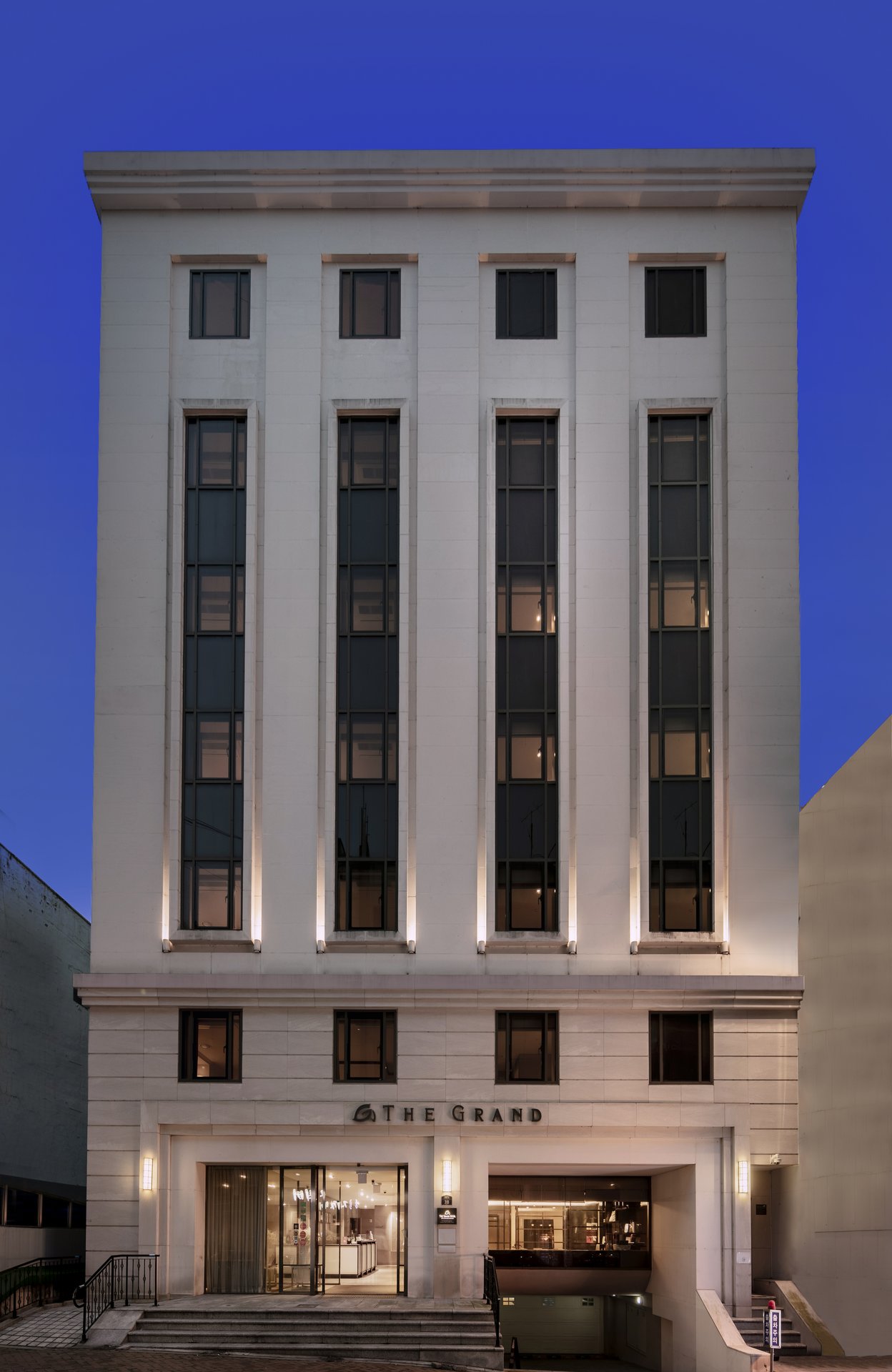 THE GRAND HOTEL MYEONGDONG