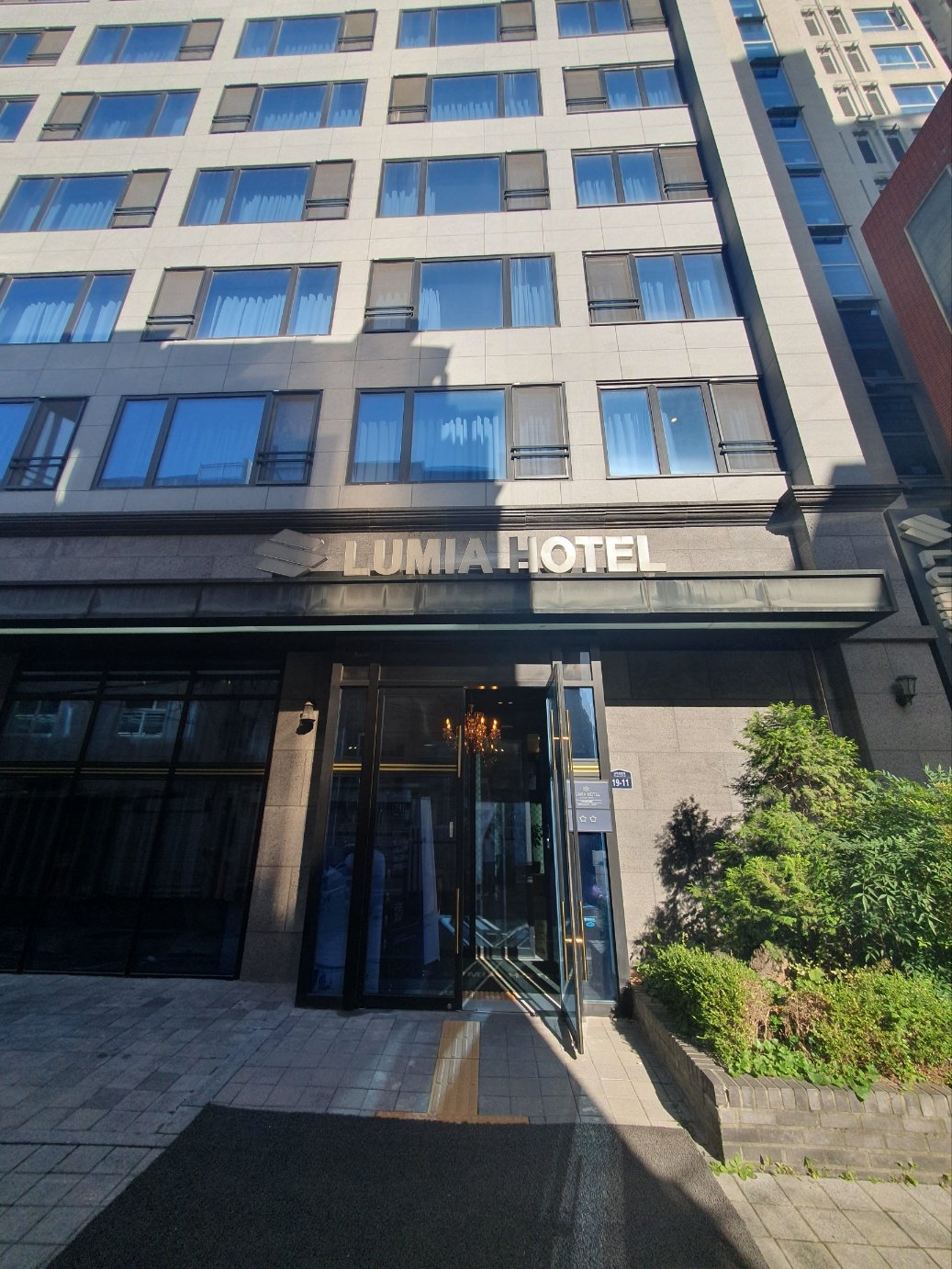 LUMIA HOTEL