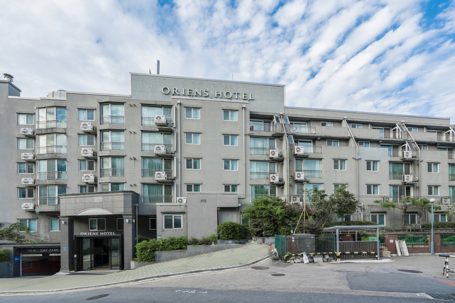 ORIENS HOTEL & RESIDENCES